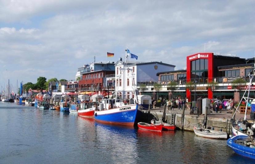Birnbom Warnemuende Apartamento Rostock Exterior foto