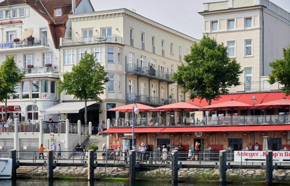 Birnbom Warnemuende Apartamento Rostock Exterior foto